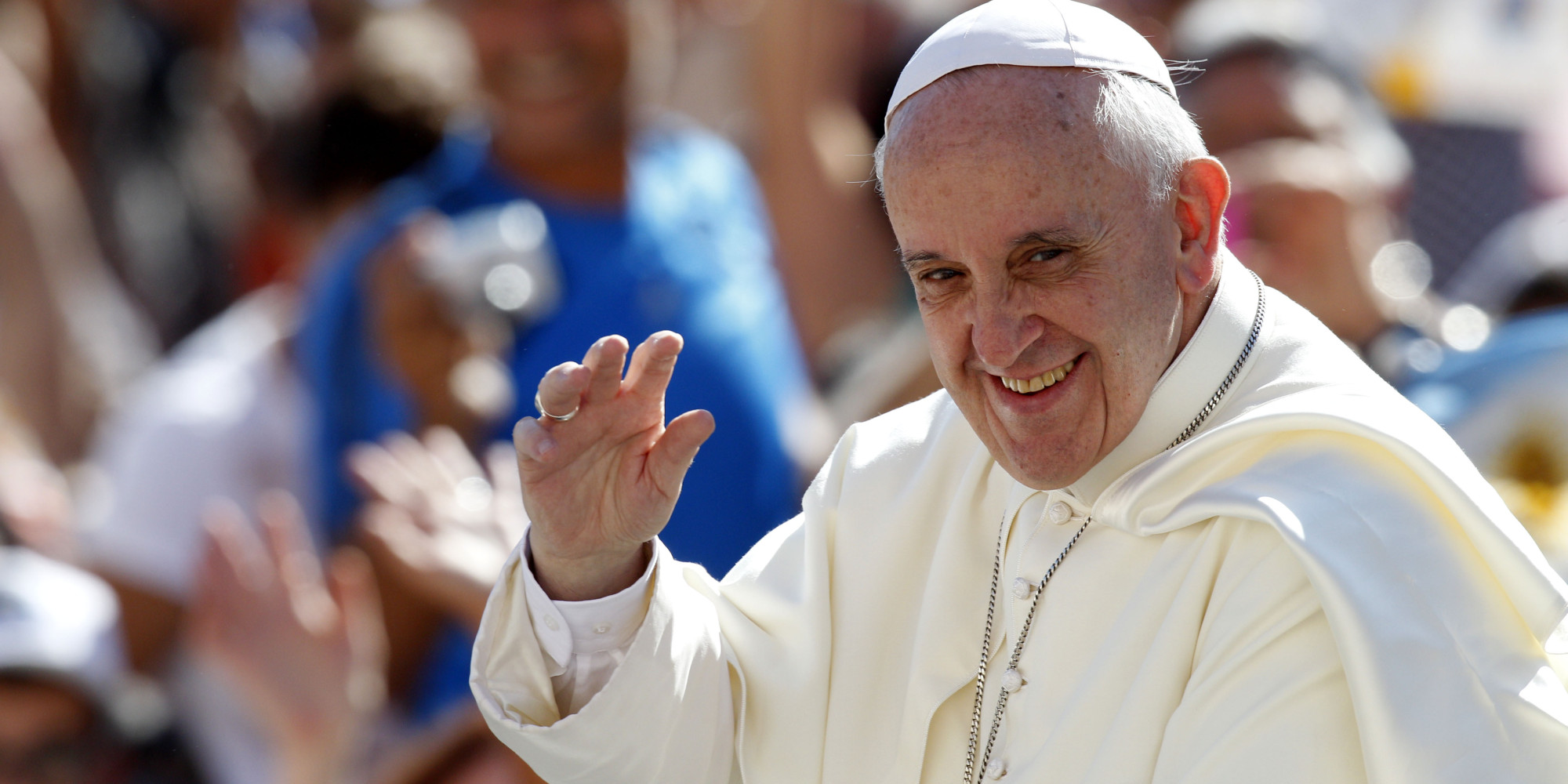 El Papa no quiere que sean curas los gays ni quienes apoyen “la cultura gay”