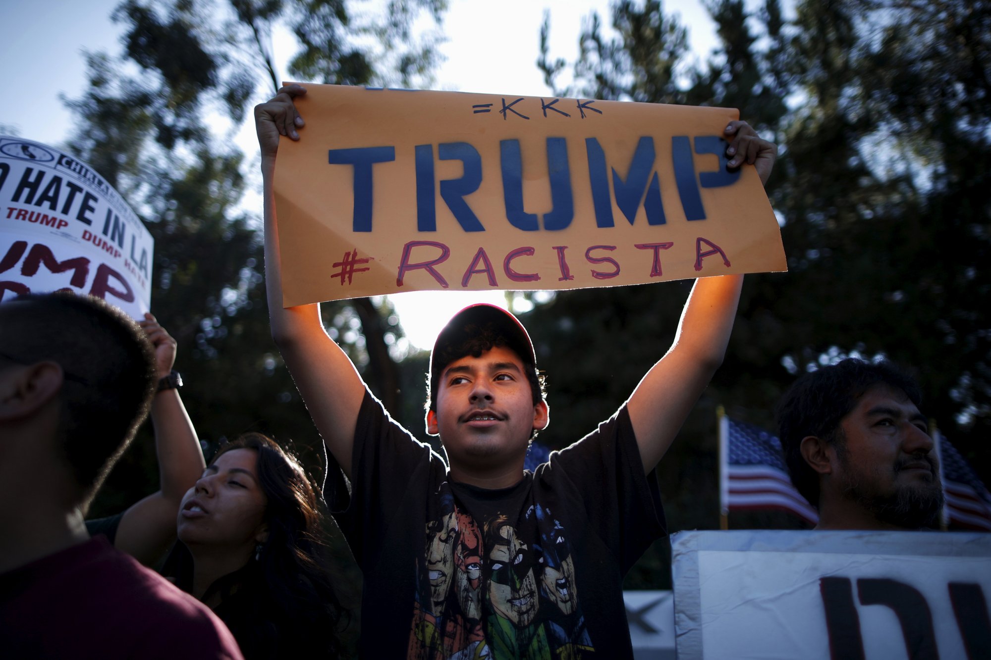 Minorías protestan contra Trump en el día de su asunción