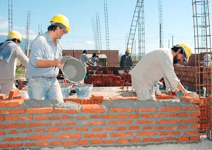 Entre Ríos: una de las más importantes constructoras despidió a 100 trabajadores