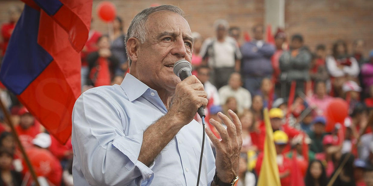 Paco Moncayo, el candidato de la izquierda democrática en Ecuador