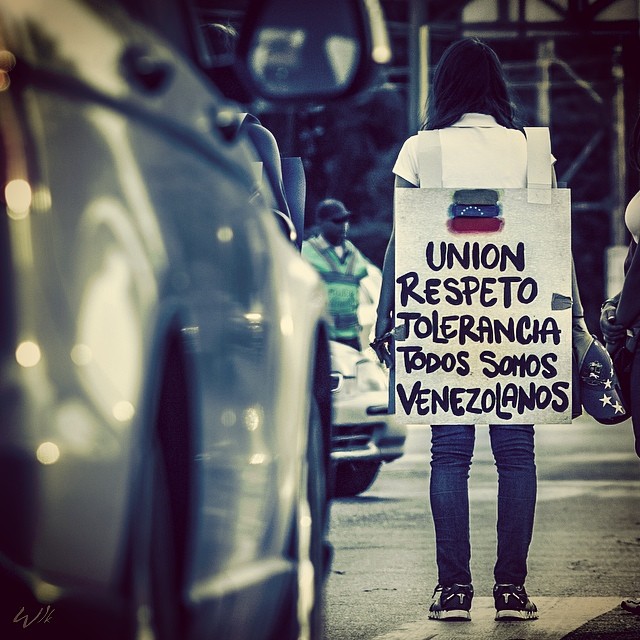 Llamado a la paz por Venezuela