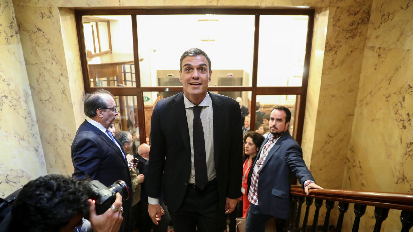 Cambio de gobierno en España: la esperanza de un nuevo comienzo